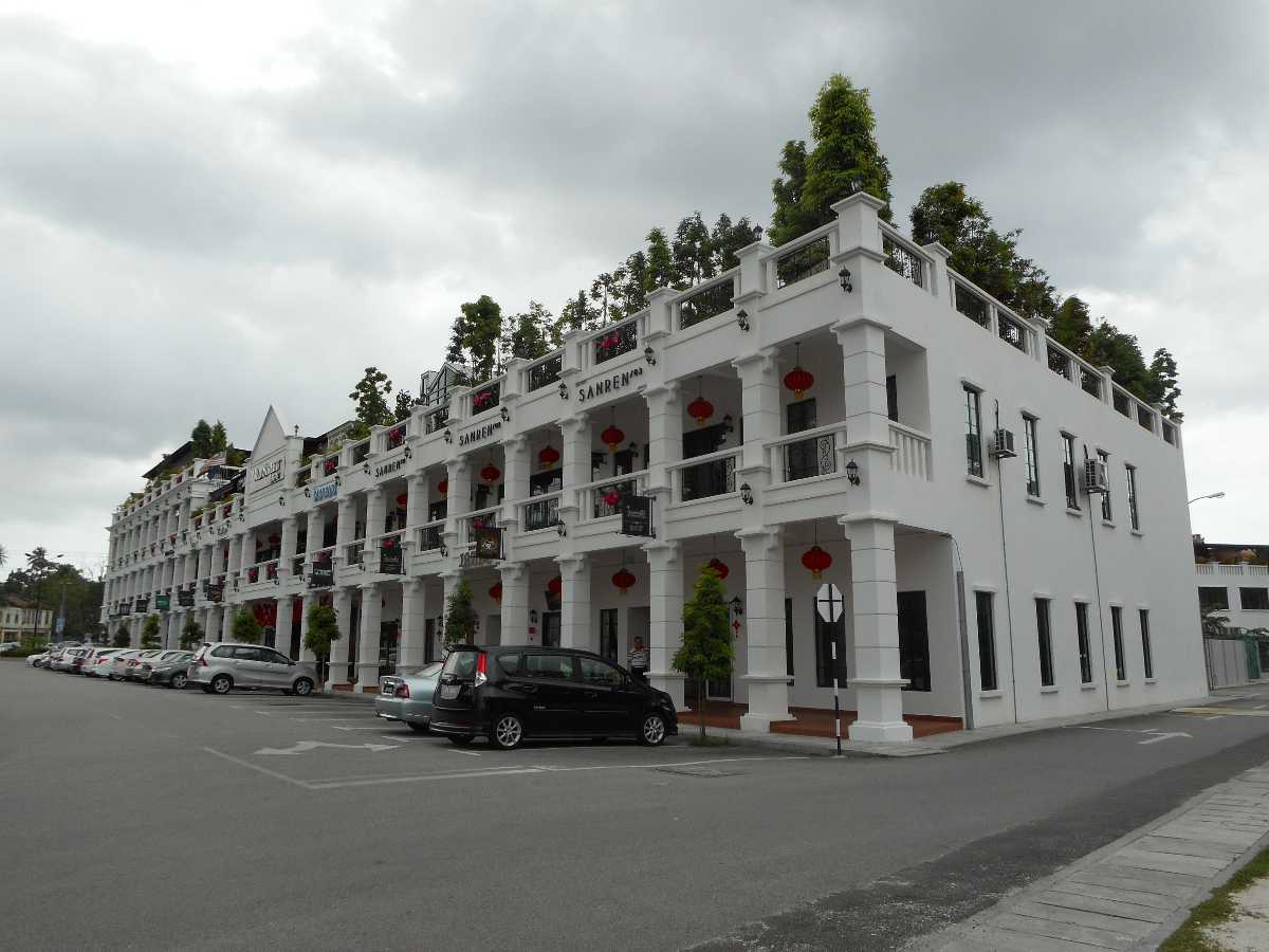 Modern Batu Pahat